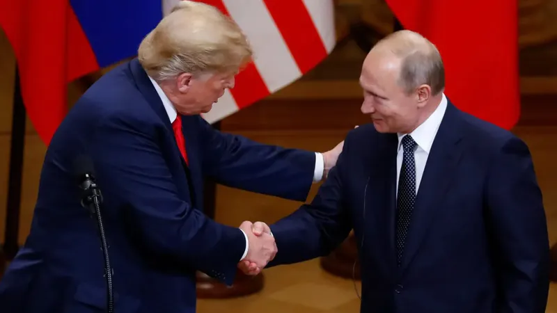 ABD Başkanı Donald Trump, Rusya Devlet Başkanı Vladimir Putin ile