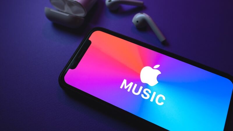 Apple, Türkiye’deki dijital müzik severleri üzecek yeni fiyatlandırmasını duyurdu. Apple
