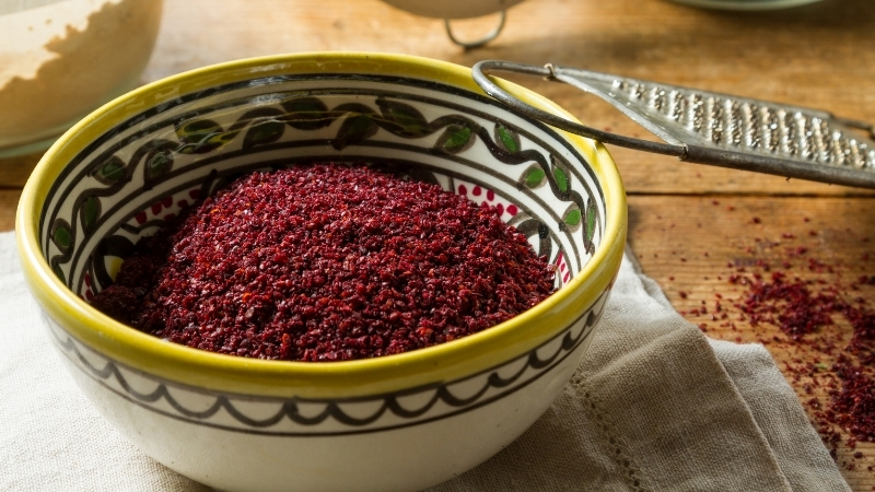 Geç Fark Ediliyor, Bir Dokunuşla Cildi Parçalıyor! Bu Bitkiye Temas Eden Aylarca Tedavi Görüyor 2 50 - Marmara Bölge Gazetesi