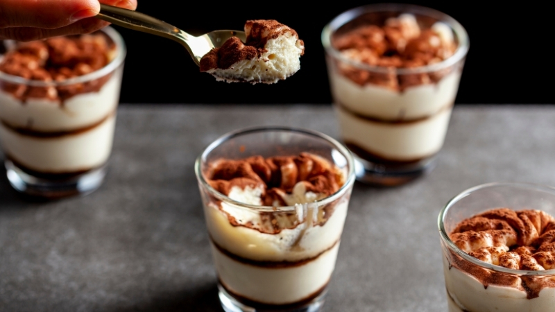 Hem tatlı isteğinizi bastırıyor hem de formunuzu korumanıza yardımcı oluyor.