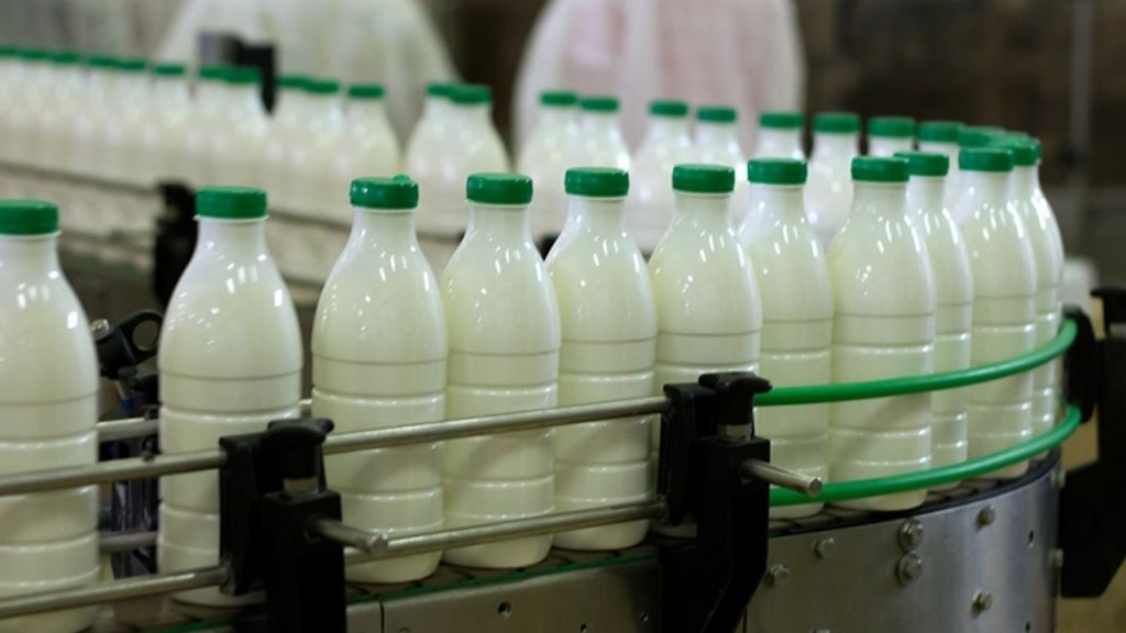 Balıkesir Vali Yardımcısı ve İl Tarım Müdürü, süt ve süt