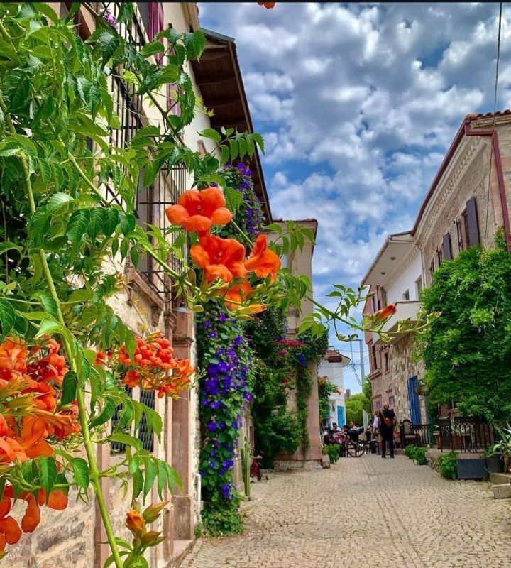 İspanya Sokaklarını Aratmayan Balıkesir'in En Güzel Köyü 485183988 1056939586465291 8766282333536411514 n - Marmara Bölge Gazetesi