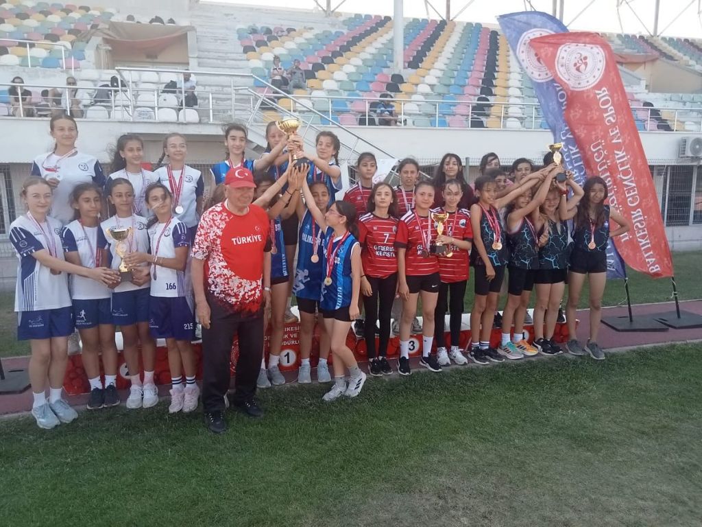 Bigadiç Belediyesi Gençlik ve Kültür Merkezi sporcuları, 10. TAF Kupası’nda