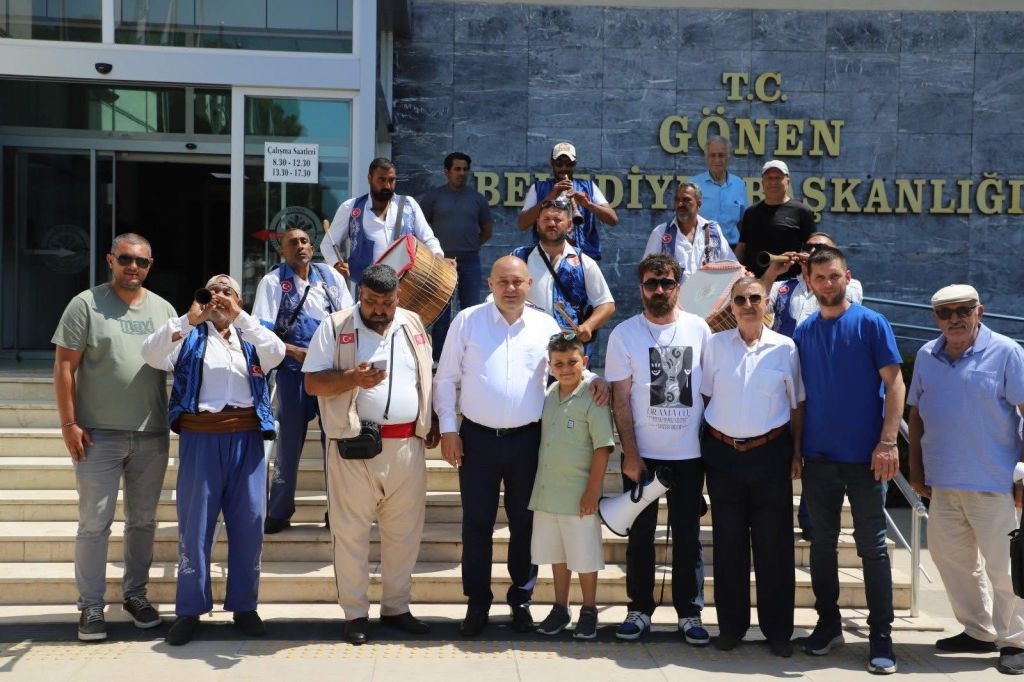 Gönen’de Yağlı Güreş Coşkusu Başladı! 506457692 1152044036965632 6303480046914799372 n - Marmara Bölge Gazetesi