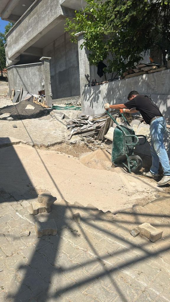 Edremit’te Sessiz Sedasız Yürütülen Dev Hamle! 506531606 724440003280361 2207704038589073534 n - Marmara Bölge Gazetesi