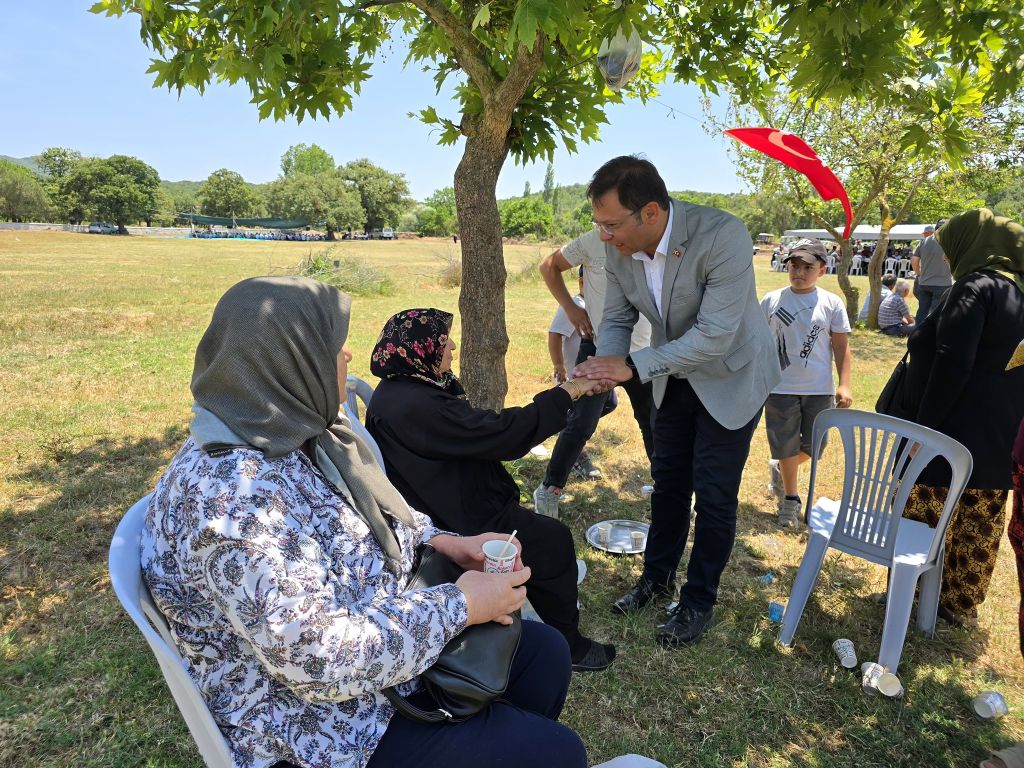 Sındırgı’da Yürekleri Isıtan Buluşma 508118123 1173775414782340 5345533054897212998 n - Marmara Bölge Gazetesi
