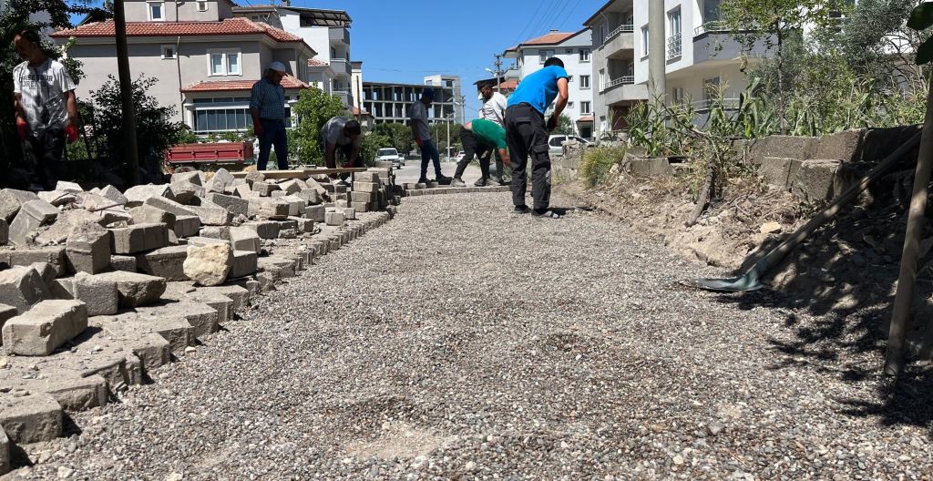 Bigadiç Belediyesi, ilçede yaşam kalitesini artırmak ve ulaşımı daha konforlu