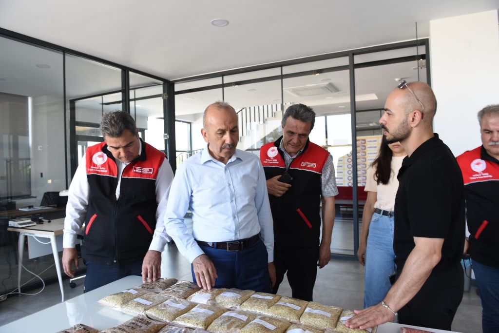 Balıkesir Gönen’de Üretilen Tohumların 5 Ülkeye İhracat Başladı 513985936 1126591766178351 5630361746197136038 n - Marmara Bölge Gazetesi