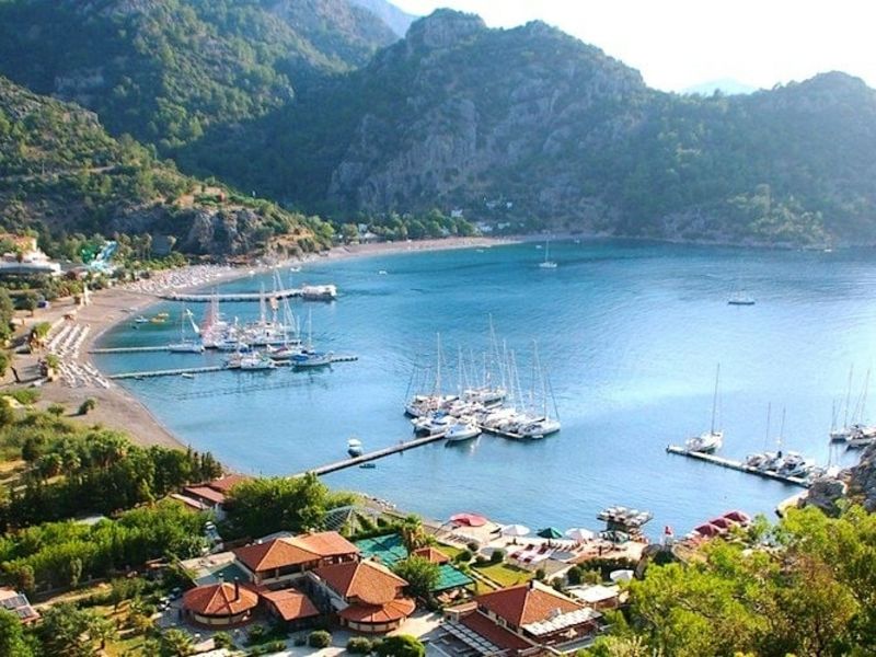El Değmemiş Güzelliğiyle Ege’nin Bu Koyu, Ruhunuza İyi Gelecek 621896fd98461bc79ed19462 - Marmara Bölge Gazetesi