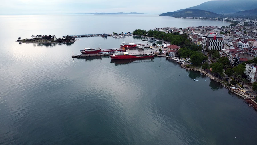 Erdek, 87 yıl önce gerçekleşen tarihi bir ziyareti yeniden yaşatmaya