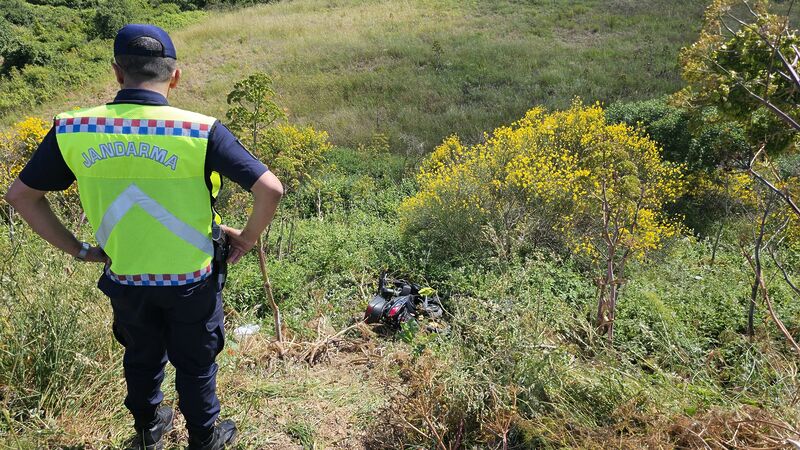 Bandırma-Erdek Karayolunda Korkunç Kaza: Motosiklet Uçuruma Savruldu AW467448 04 - Marmara Bölge Gazetesi