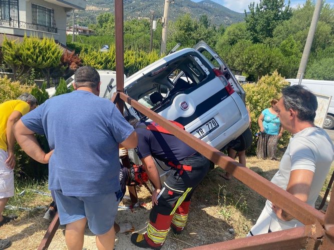 Balıkesir’in Edremit ilçesinde meydana gelen trafik kazasında bir kişi yaralandı.