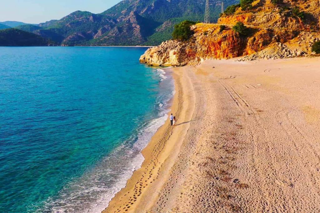 Ege’de Tatil Anlayışını Değiştirecek Saklı Bir Cennet! Kidrak Plaji 1 - Marmara Bölge Gazetesi
