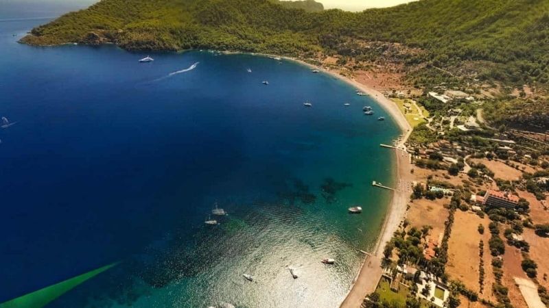 Muğla’nın Marmaris ilçesine sadece 24 kilometre mesafede yer alan Kumlubük