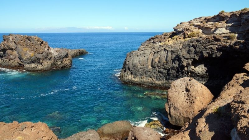 Kalabalık plajlardan uzak, doğayla baş başa huzurlu bir gün geçirmek