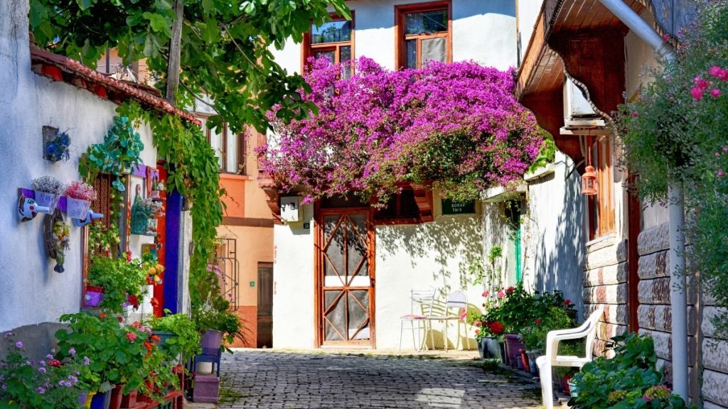 Şehir hayatının keşmekeşinden uzaklaşmak isteyenler için eşsiz bir kaçış rotası