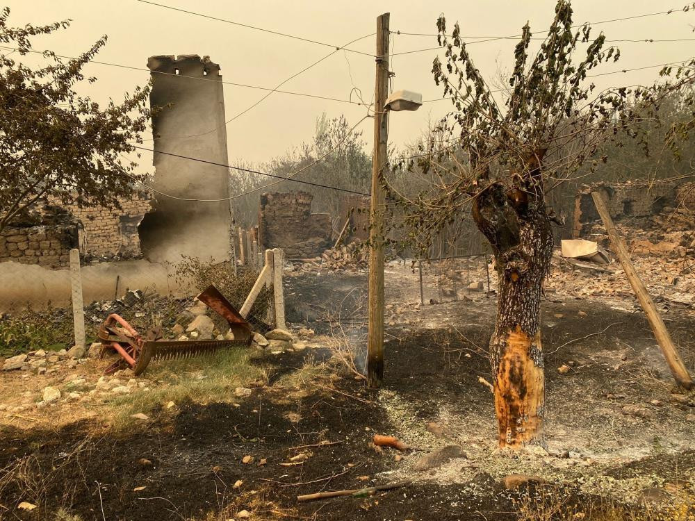 Sakarya’da Başlayan Orman Yangını Bilecik’e Sıçradı: 7 Köy Tahliye Edildi aw485951 03 rq53 - Marmara Bölge Gazetesi