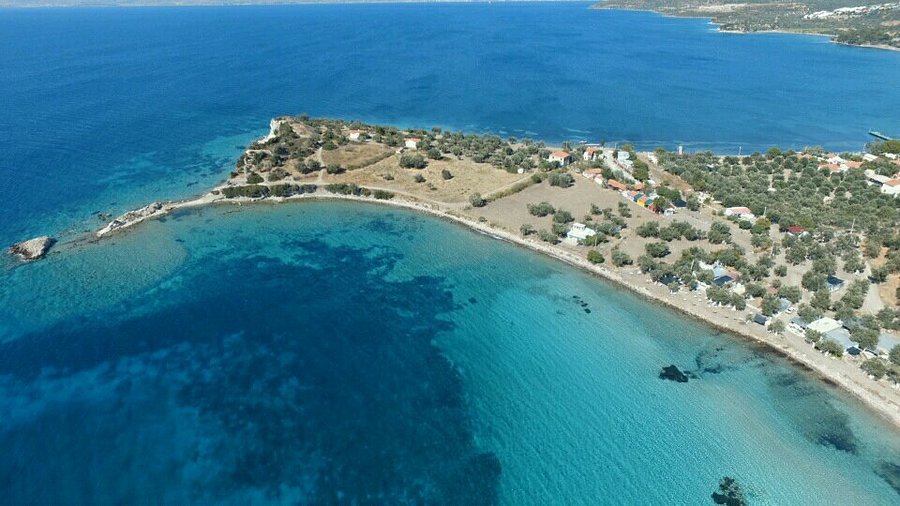 Ege’de Cam Gibi Denizi ve Doğal Güzelliğiyle Bali’yi Aratmayan Eşsiz Bir Tatil Noktası badem tatil koyu - Marmara Bölge Gazetesi