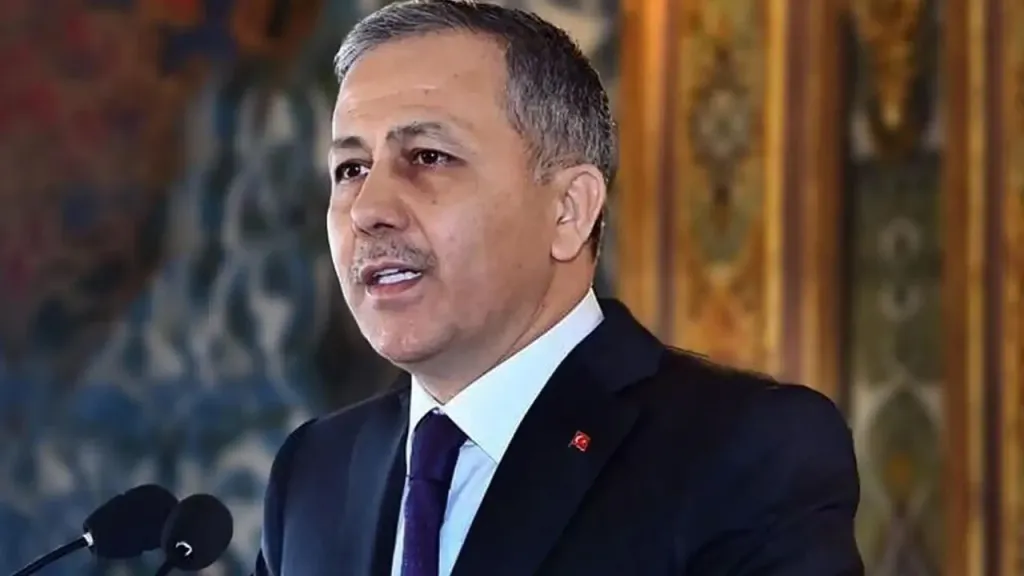 Kurban Bayramı’nın birinci gününde Türkiye genelinde yaşanan trafik yoğunluğu beraberinde