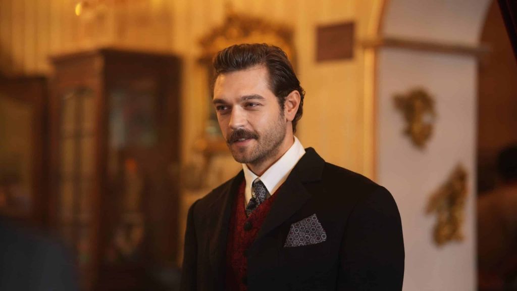 Afra Saraçoğlu’nun Yeni Dizisi Belli Oldu! basarili oyuncu furkan andic yeni filmi cadiyi ilk kez anlatti 36456 scaled 1 - Marmara Bölge Gazetesi