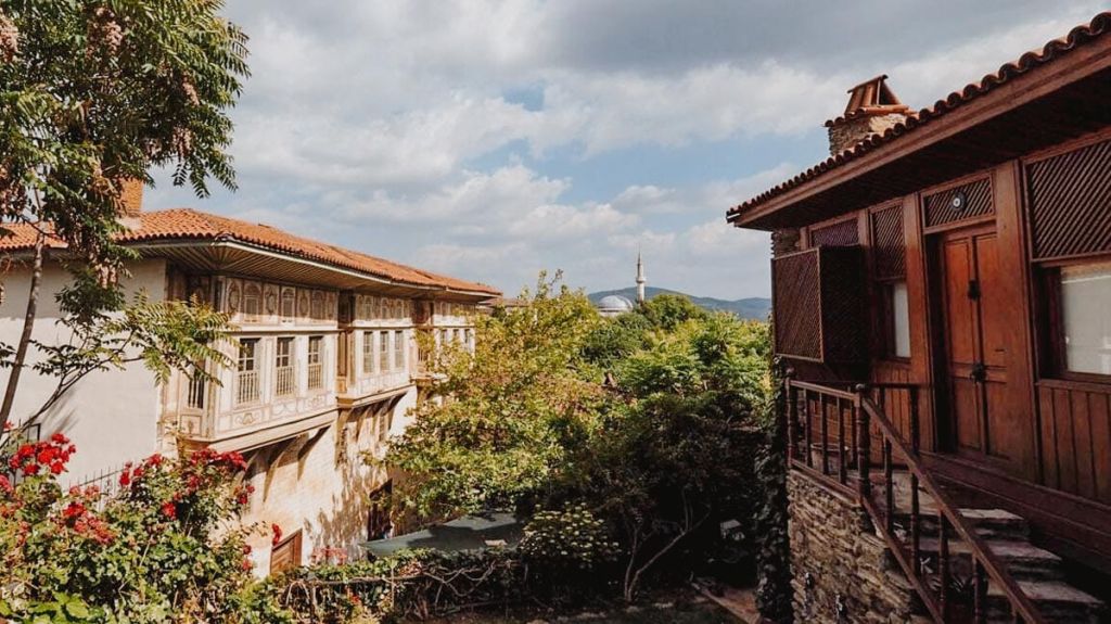 birgi rehberi - Marmara Bölge Gazetesi