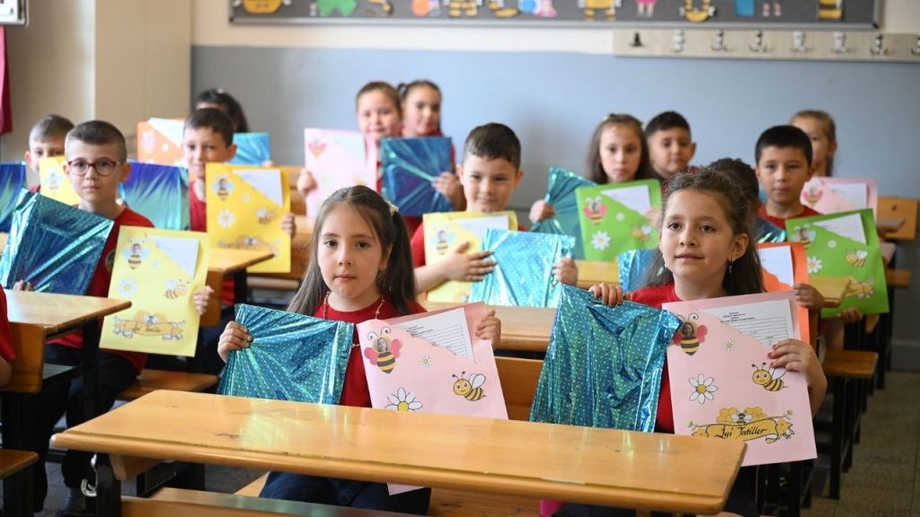 Türkiye genelindeki ilk ve ortaöğretim kurumlarında 2024-2025 eğitim öğretim yılı