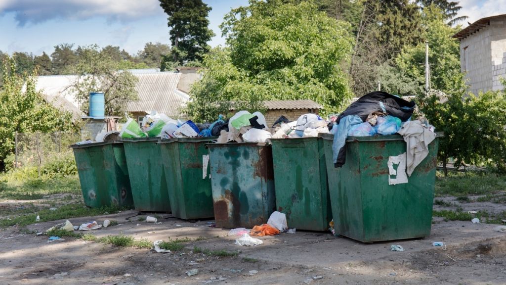 Gönen Belediyesi, çevre temizliği ve halk sağlığı için çalışmalarını aralıksız