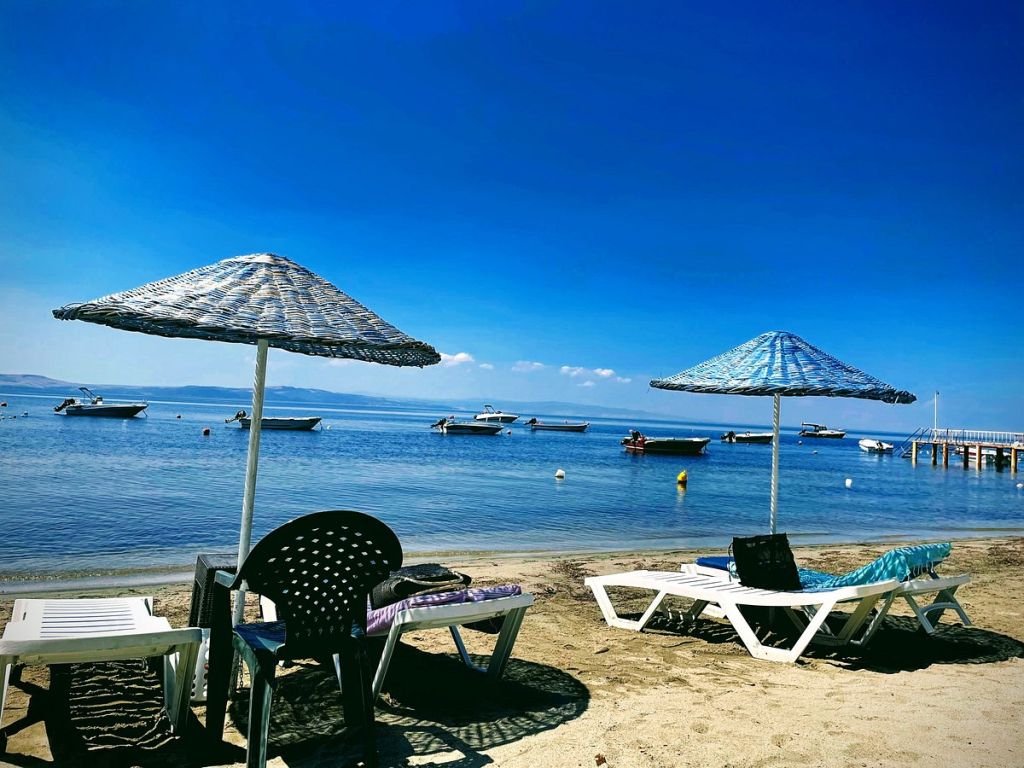 Balıkesir’in gözde tatil beldesi Erdek, doğal güzellikleriyle her yıl binlerce