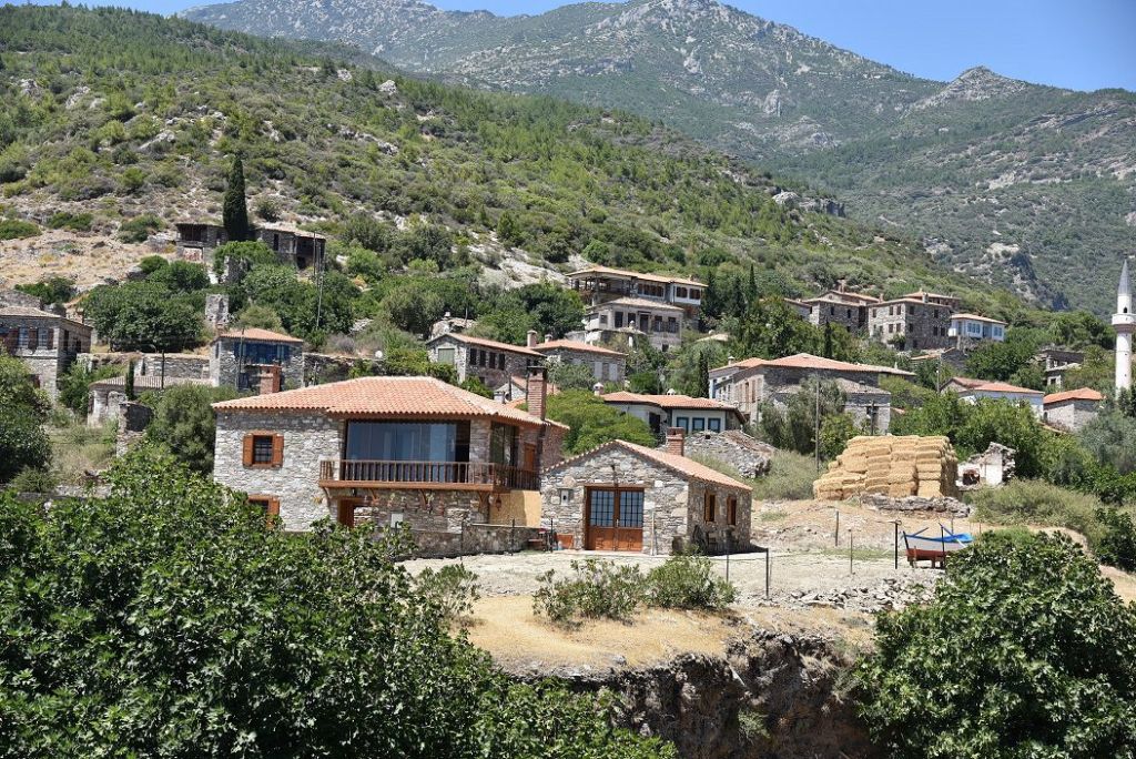 karina doganbey 5 - Marmara Bölge Gazetesi