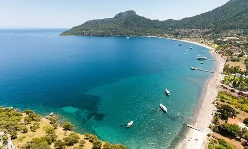 Ege Denizi’nin Kucağında Saklı Bir Kaçış Noktası! kumlubuk koyu 49730 - Marmara Bölge Gazetesi