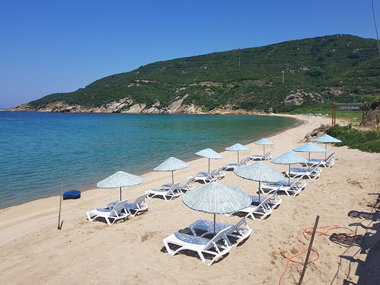 Balıkesir’de Kimsenin Bilmediği Tatil Köşesi manastir koyu halk plaji - Marmara Bölge Gazetesi