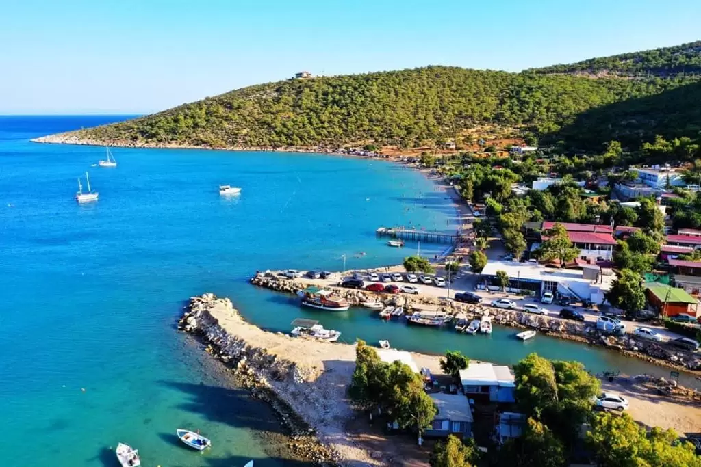 Şehirden Kaçmak İsteyenlerin Yeni Gözdesi: Sessizliğiyle Büyüleyen Bu Koyda Zaman Duruyor mersin burada bogsak koyu - Marmara Bölge Gazetesi