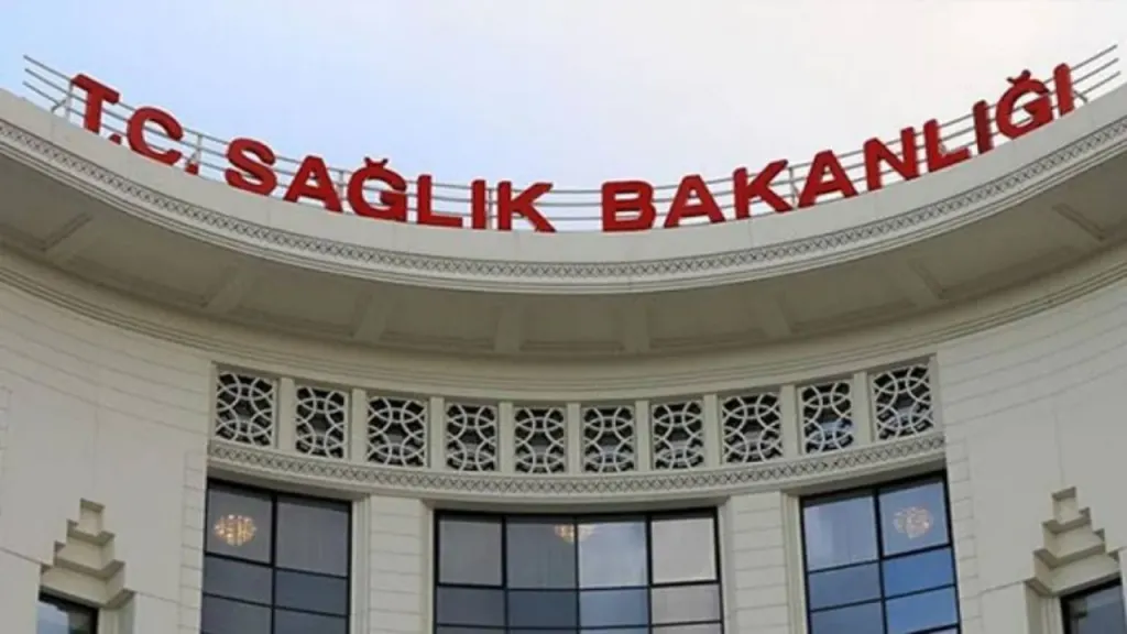 Sağlık Bakanlığı, bir kamu hastanesinde bazı hastalardan usulsüz yollarla gelir