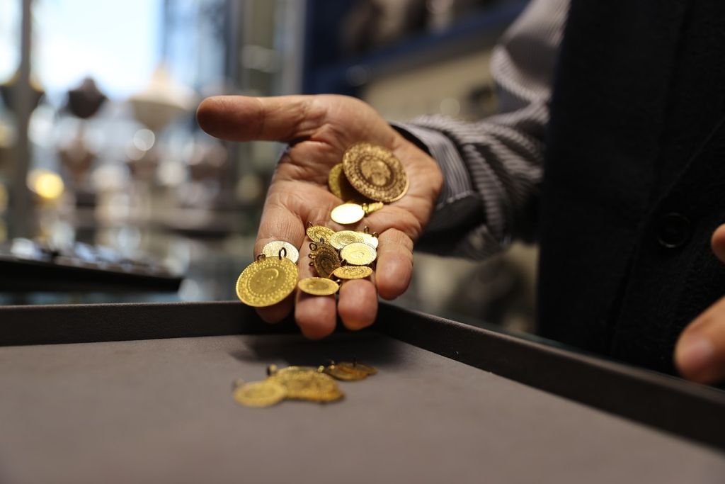 Yaz mevsiminin yaklaşmasıyla birlikte düğün sezonu da hareketlenmeye başladı. Takı