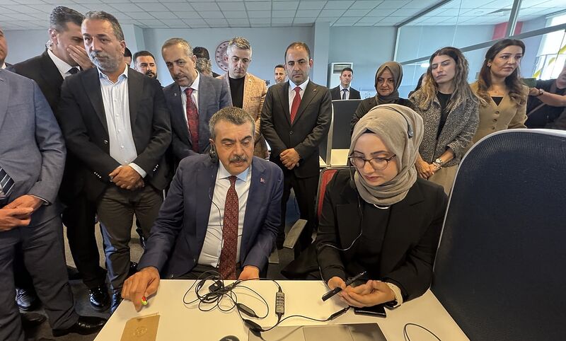 Milli Eğitim Bakanı Yusuf Tekin, yaz tatilinin erkene alınacağı yönündeki