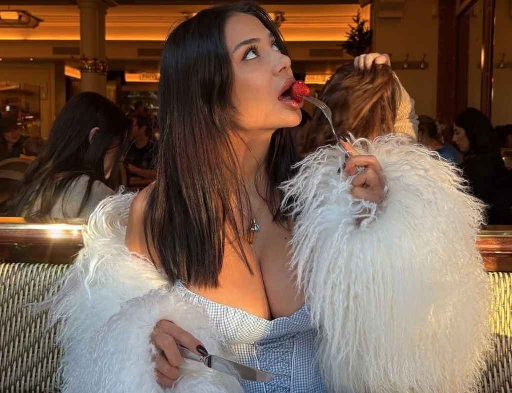 Sosyal medya fenomeni Merve Taşkın, geçtiğimiz 14 Şubat Sevgililer Günü'nde