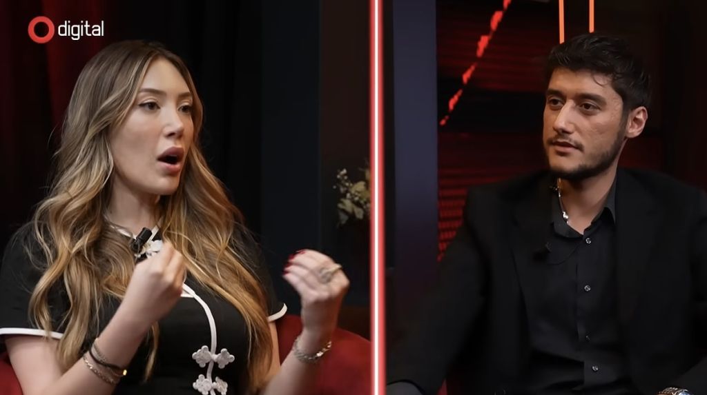 Mehmet Ali Erbil ve Nergis Kumbasar’ın kızı Yasmin Erbil, Onur