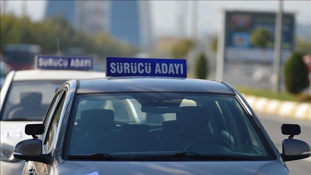 Ehliyetini Yenilemeyenlere Fahiş Fiyat s f3de5c63e5d77a7cd01bf5befcced11c7c5d9b9e - Marmara Bölge Gazetesi