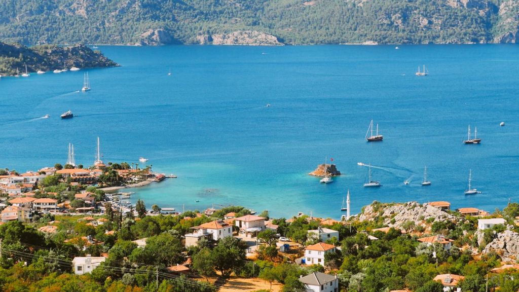 Marmaris’in Denizin İçinden Yürüyerek Gidilen En Büyüleyici Köyü selimiye marmaris 6 1 - Marmara Bölge Gazetesi