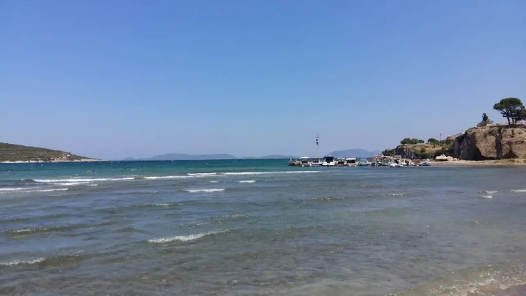 İzmir'de Bir Plaj Var Ki! Giren Bir Daha Eski Haliyle Çıkamıyor! sifne plaji - Marmara Bölge Gazetesi