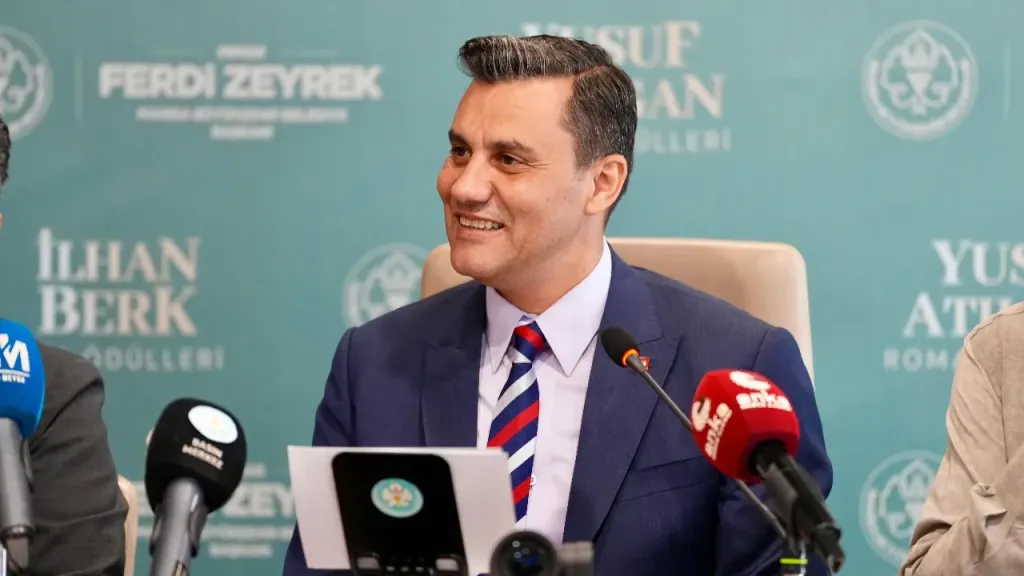 Manisa Büyükşehir Belediye Başkanı Ferdi Zeyrek’in evinde geçirdiği talihsiz kazanın