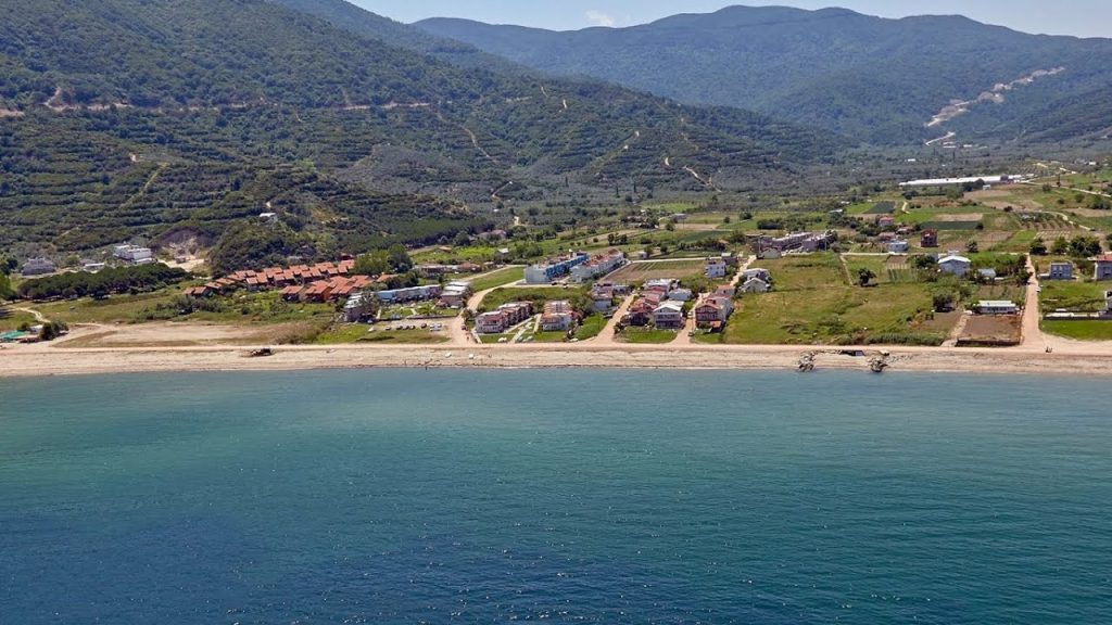 Kadınlara Özel Plajı, Doğa Yürüyüşü Rotaları ve Aile Dostu Atmosferiyle Balıkesir’in En Güzel Tatil Köyü turankoy plaji 1 1024x576 2 - Marmara Bölge Gazetesi