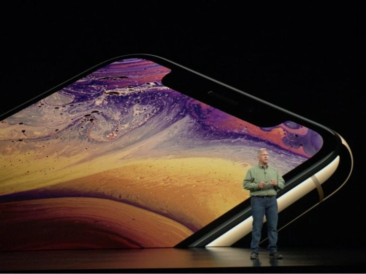 Apple, bir dönemin gözde modellerinden iPhone XS’i resmi olarak eskiyen