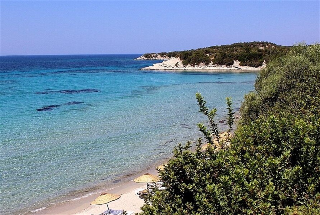 Bir Akvaryumda Yüzüyormuş Gibi Hissettiren İzmir’in El Değmemiş Plajı 08022021 114119 59560c3c2269a21f383c6217 - Marmara Bölge Gazetesi