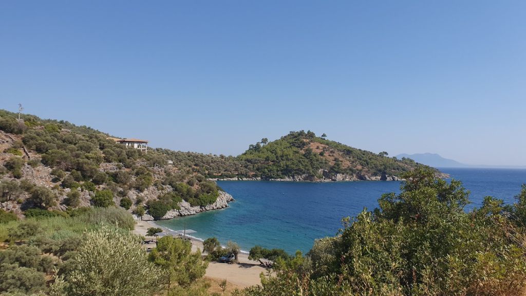 Bodrum’un keşfedilmemiş koylarından biri olan Ilgın Koyu, doğanın kucağında sessiz