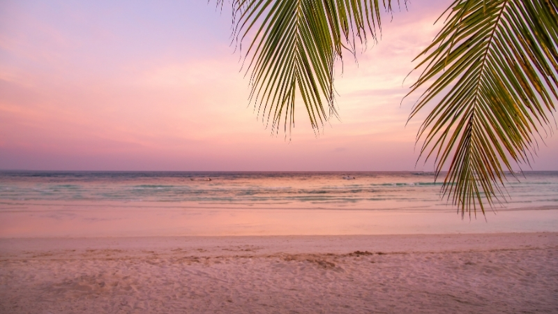 Erdek’in gözde tatil beldesi Ocaklar, temiz kumsalı ve sığ deniziyle