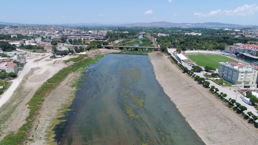 Balıkesir’in Gönen ilçesini taşkın tehlikesine karşı korumak amacıyla inşa edilen