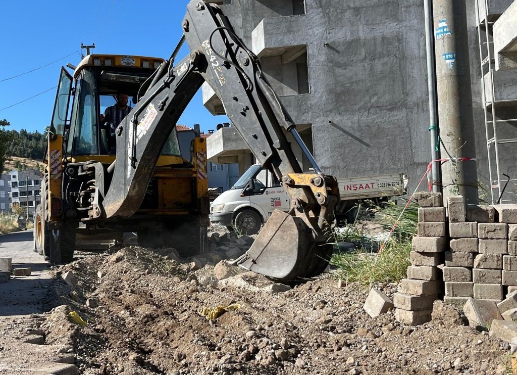 Bigadiç Belediyesi, ilçenin ulaşım altyapısını geliştirmek ve yaşam kalitesini artırmak