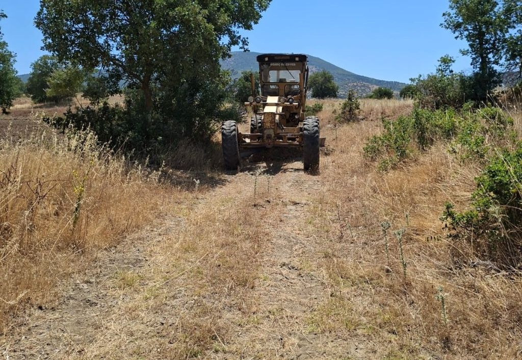 Bigadiç Belediye Başkanı Mustafa Göksel, Yağcıbedir ve Çekirdekli mahallelerinde tarımsal