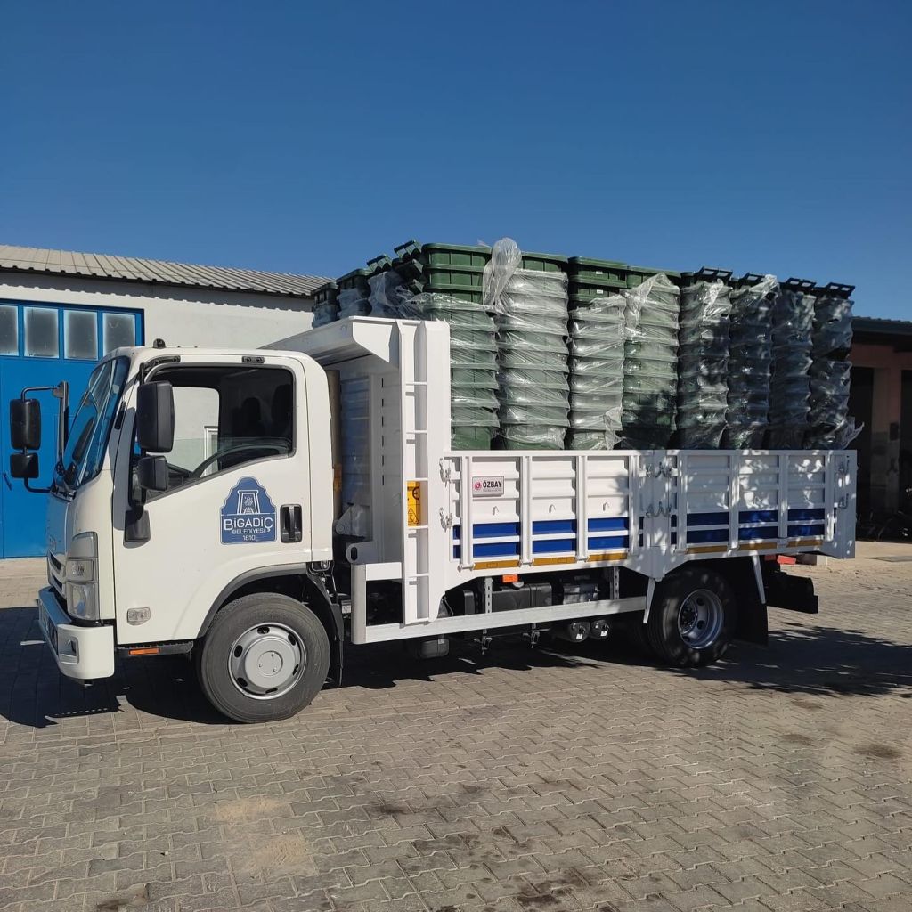 Balıkesir’in Bigadiç ilçesinde yaz aylarında artan çevre sorunlarına karşı dikkat